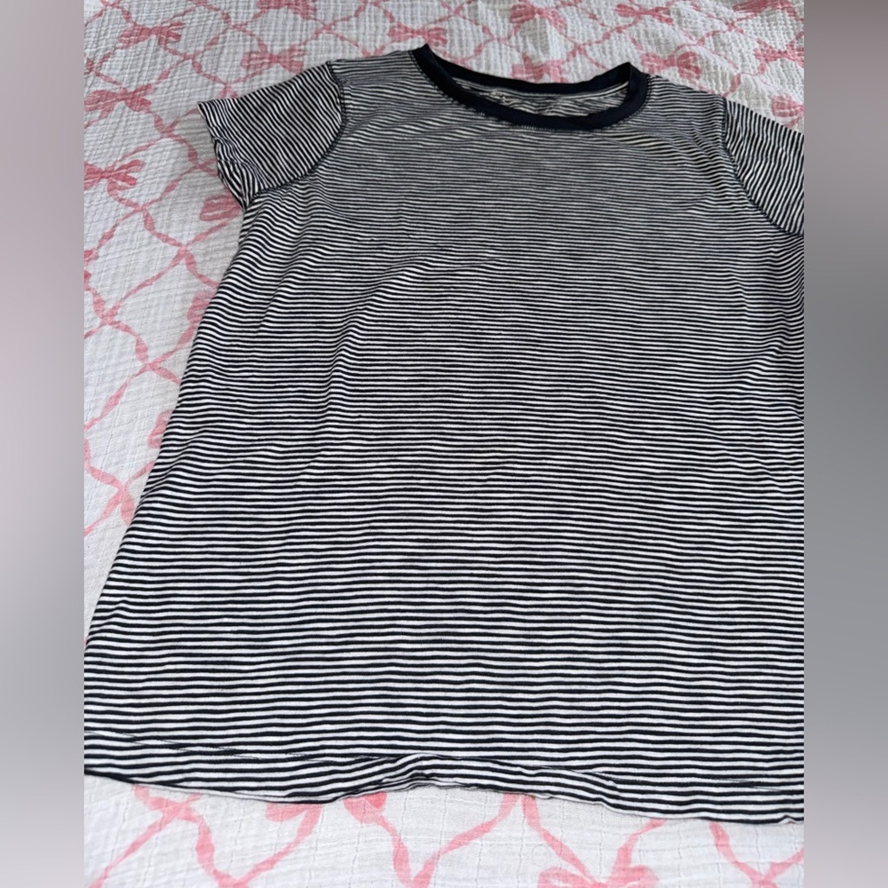 Universal Thread Striped T-Shirt - Picture 3 of 5